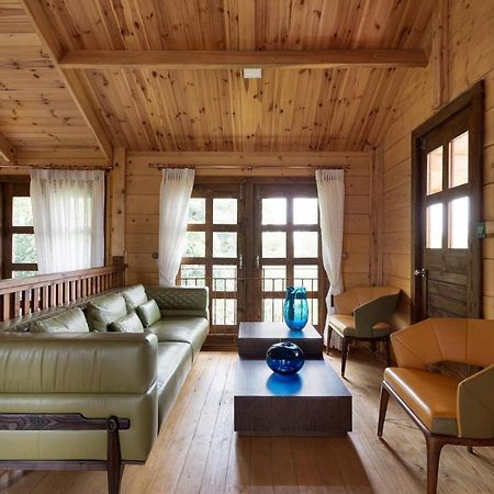 The Pine Loft Villa Bangalore Exterior foto